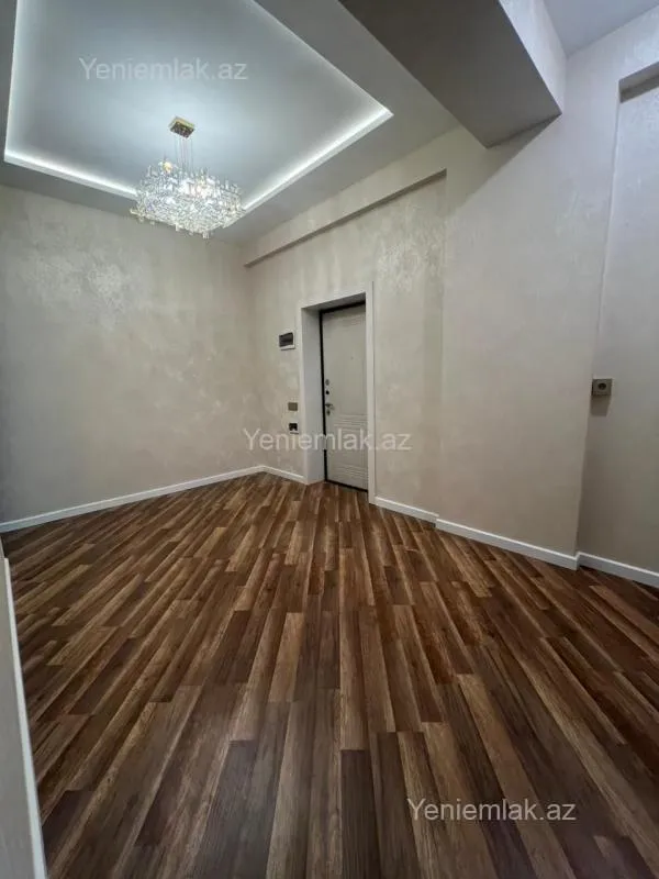 Satılır 3 otaqlı yeni tikili 95 m²