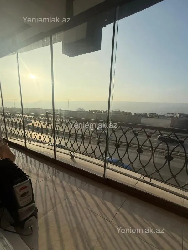 Satılır 3 otaqlı yeni tikili 120 m²