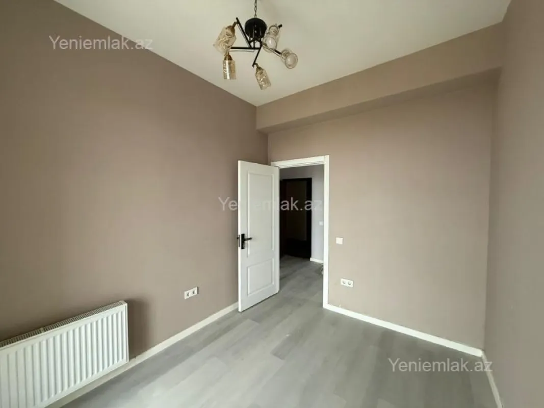 Satılır 3 otaqlı yeni tikili 80 m²