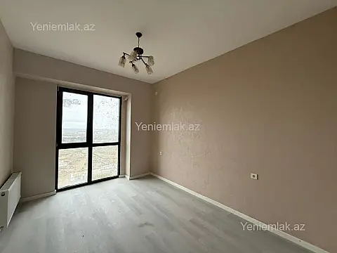 Satılır 3 otaqlı yeni tikili 80 m²