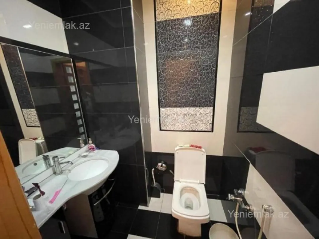Satılır 4 otaqlı yeni tikili 221 m²
