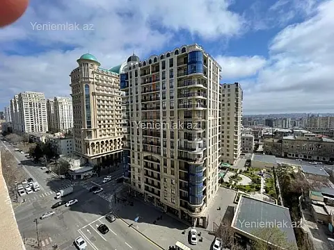 Satılır 4 otaqlı yeni tikili 221 m²