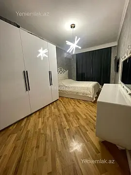 Satılır 3 otaqlı yeni tikili 135 m²
