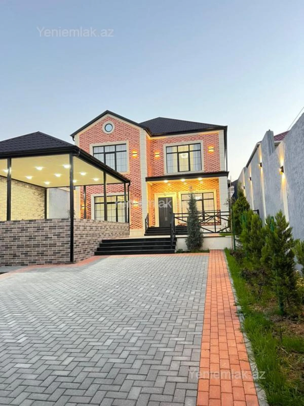 Satılır 6 otaqlı həyət evi 280 m²