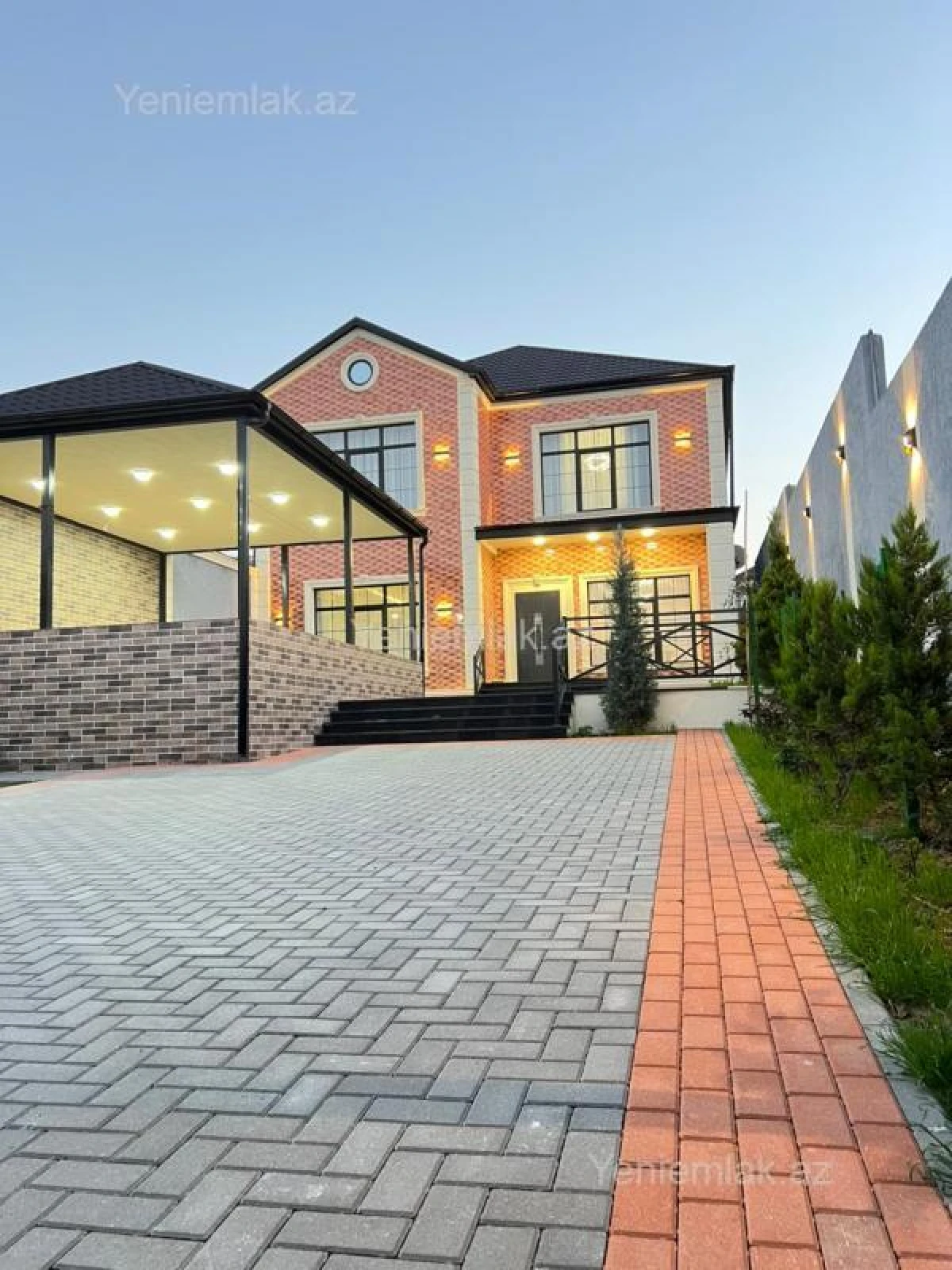 Satılır 6 otaqlı həyət evi 280 m²