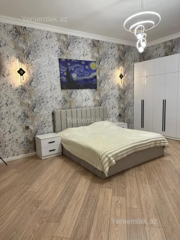Satılır 6 otaqlı həyət evi 280 m²