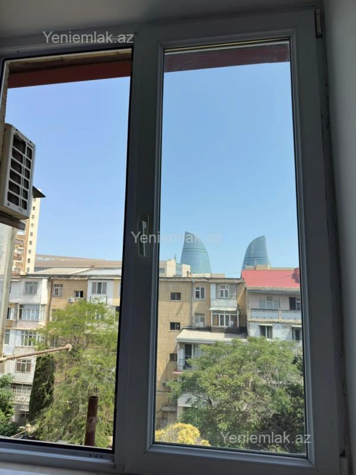 Satılır 2 otaqlı köhnə tikili 50 m²