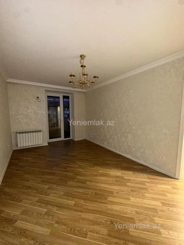 Satılır 2 otaqlı köhnə tikili 50 m²