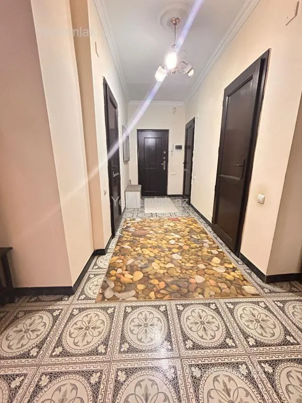 Satılır 3 otaqlı yeni tikili 103 m²