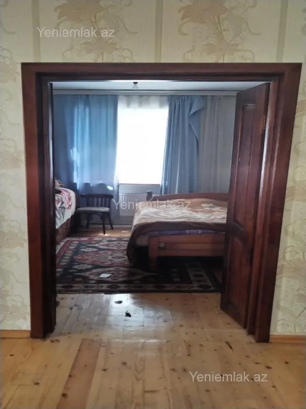 Satılır 6 otaqlı həyət evi 120 m²