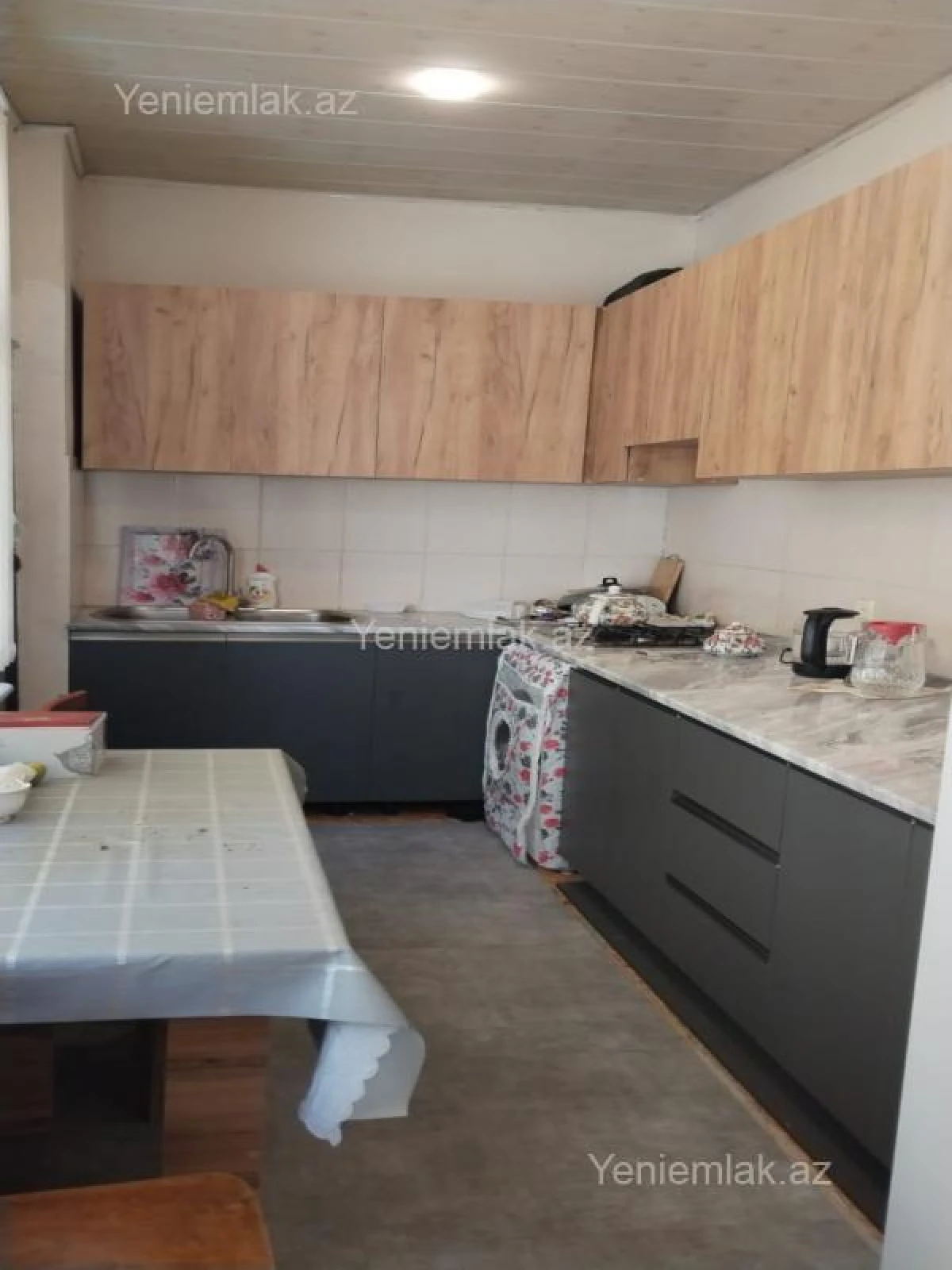 Satılır 6 otaqlı həyət evi 120 m²