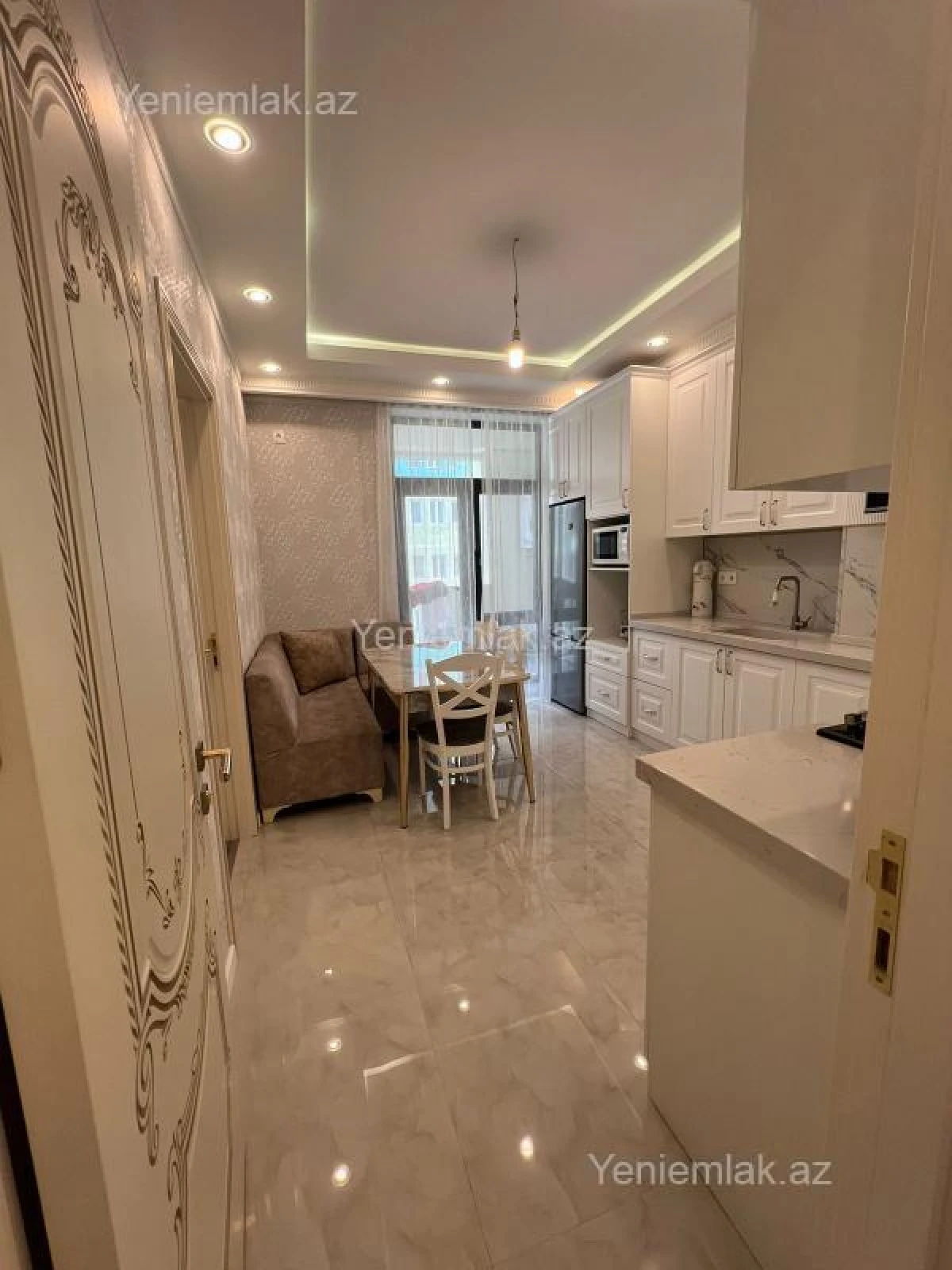 Satılır 4 otaqlı yeni tikili 100 m²