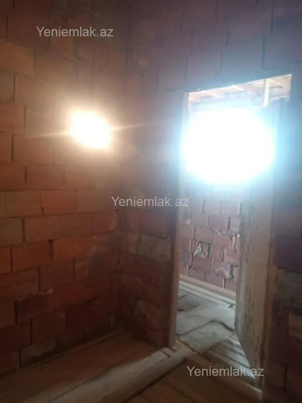 Satılır 4 otaqlı həyət evi 90 m²