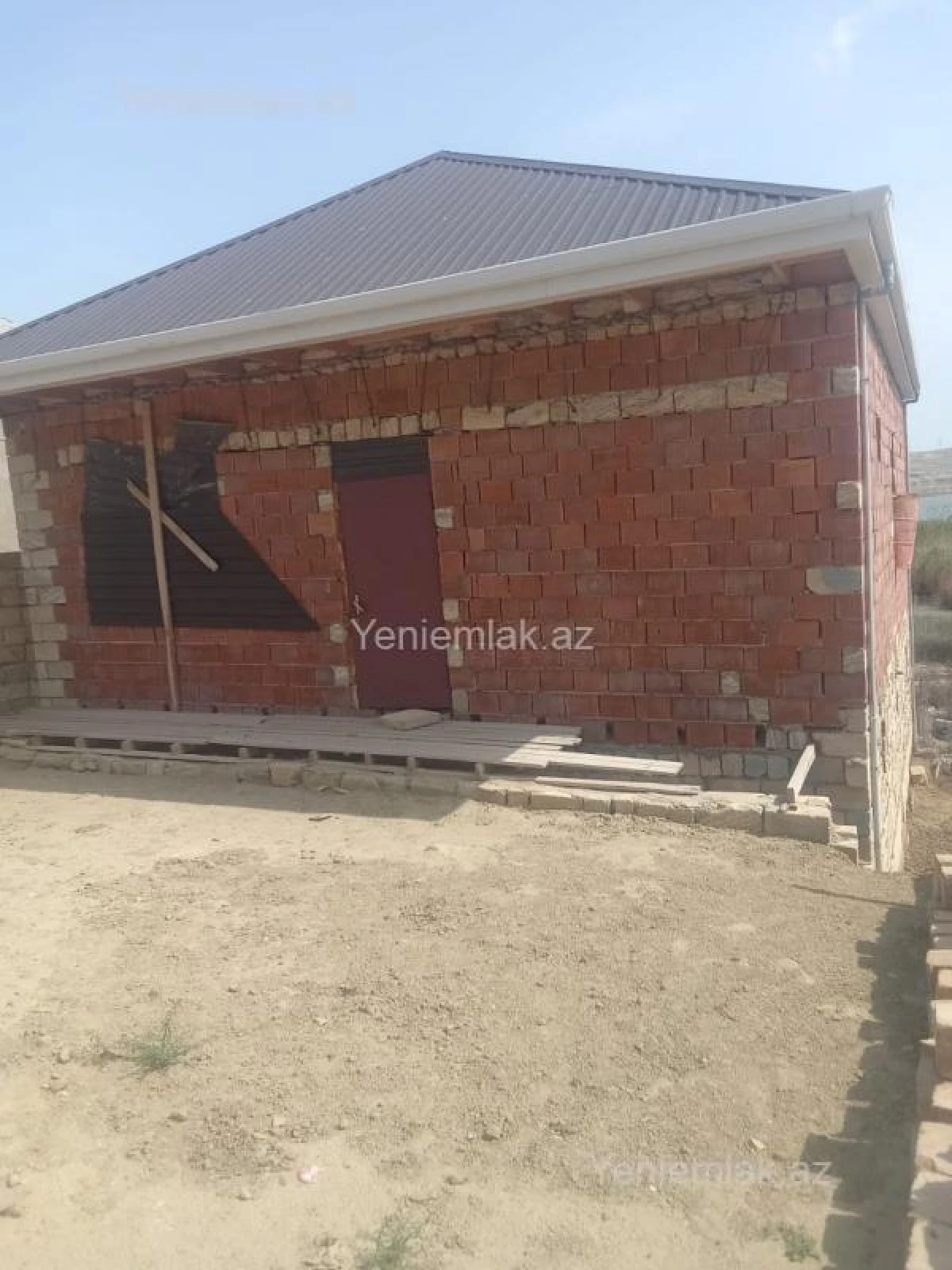 Satılır 4 otaqlı həyət evi 90 m²