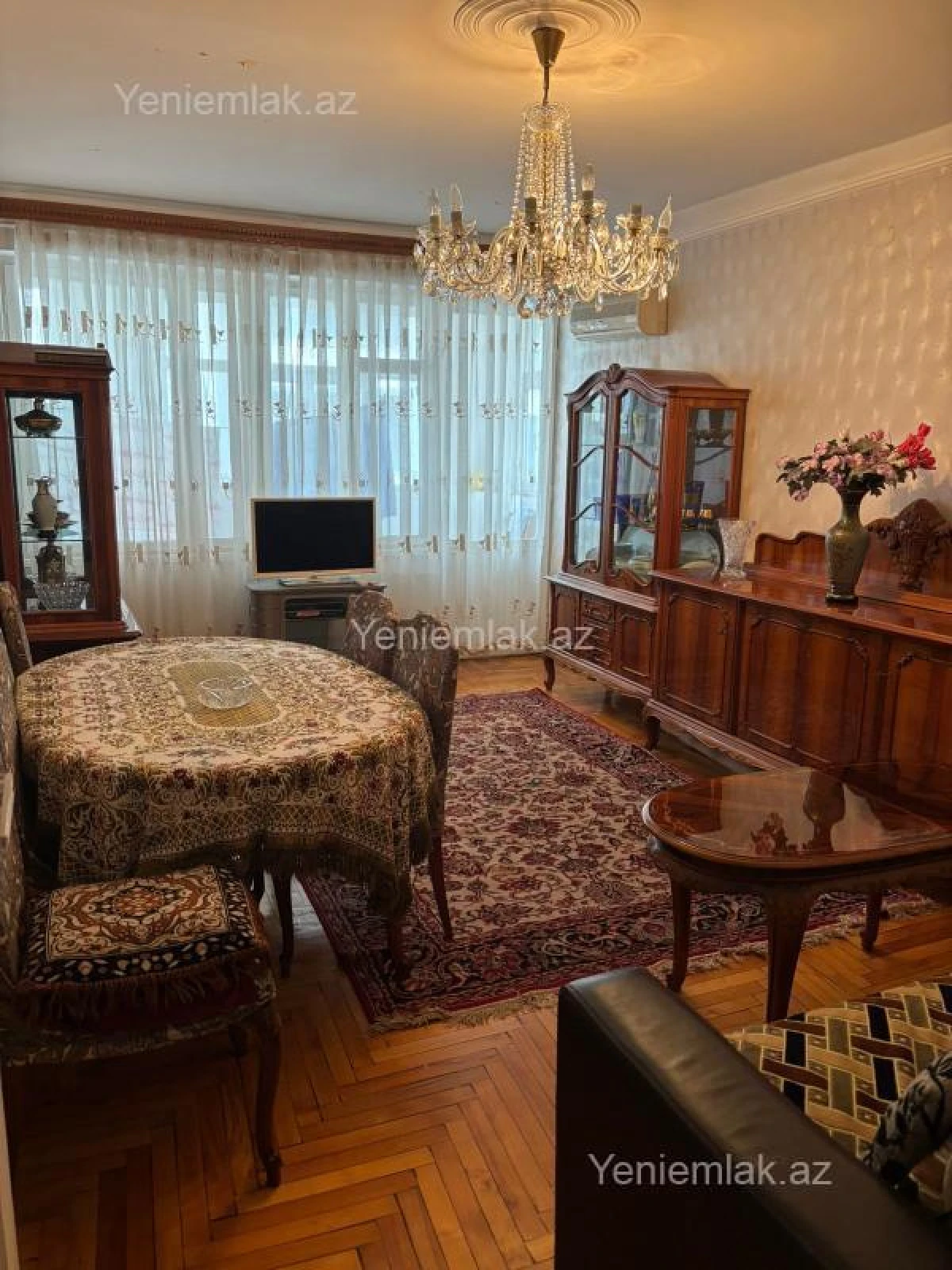 Satılır 2 otaqlı köhnə tikili 65 m²