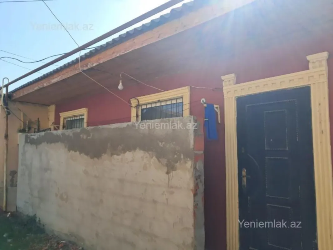 Satılır 2 otaqlı həyət evi 70 m²