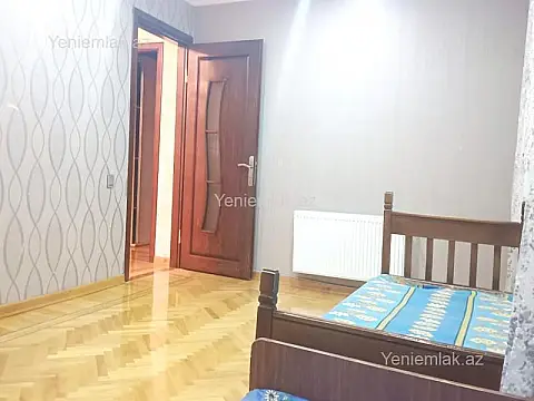 Satılır 3 otaqlı köhnə tikili 85 m²