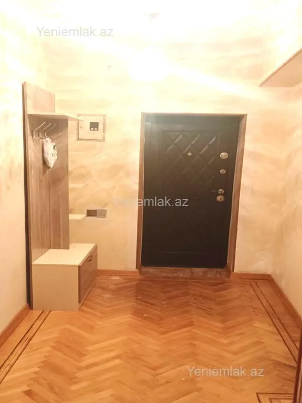Satılır 3 otaqlı köhnə tikili 85 m²
