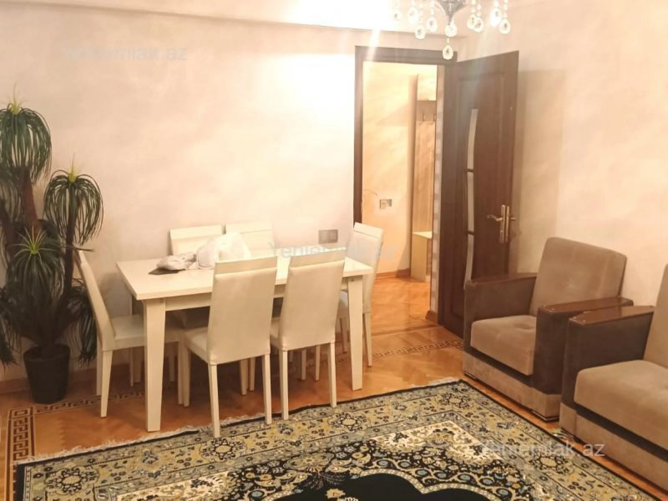 Satılır 3 otaqlı köhnə tikili 85 m²