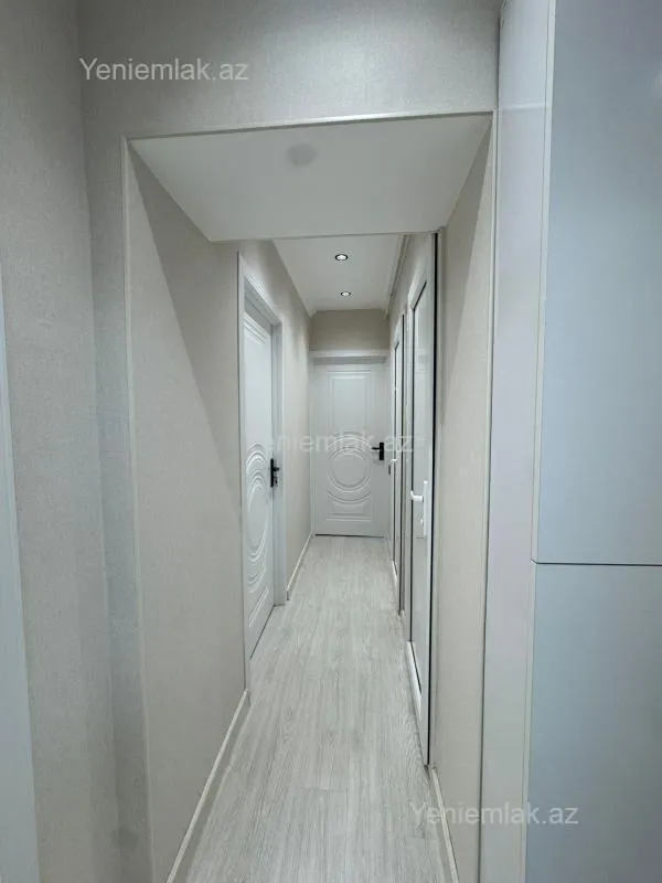 Satılır 3 otaqlı köhnə tikili 70 m²