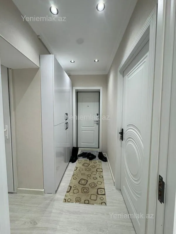 Satılır 3 otaqlı köhnə tikili 70 m²