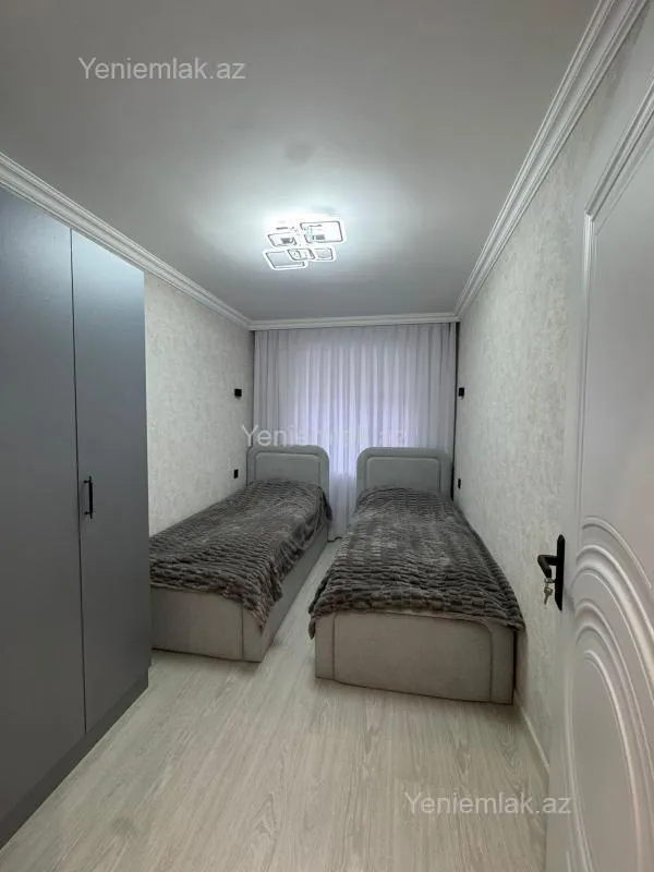 Satılır 3 otaqlı köhnə tikili 70 m²