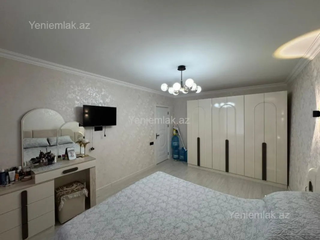 Satılır 3 otaqlı köhnə tikili 70 m²