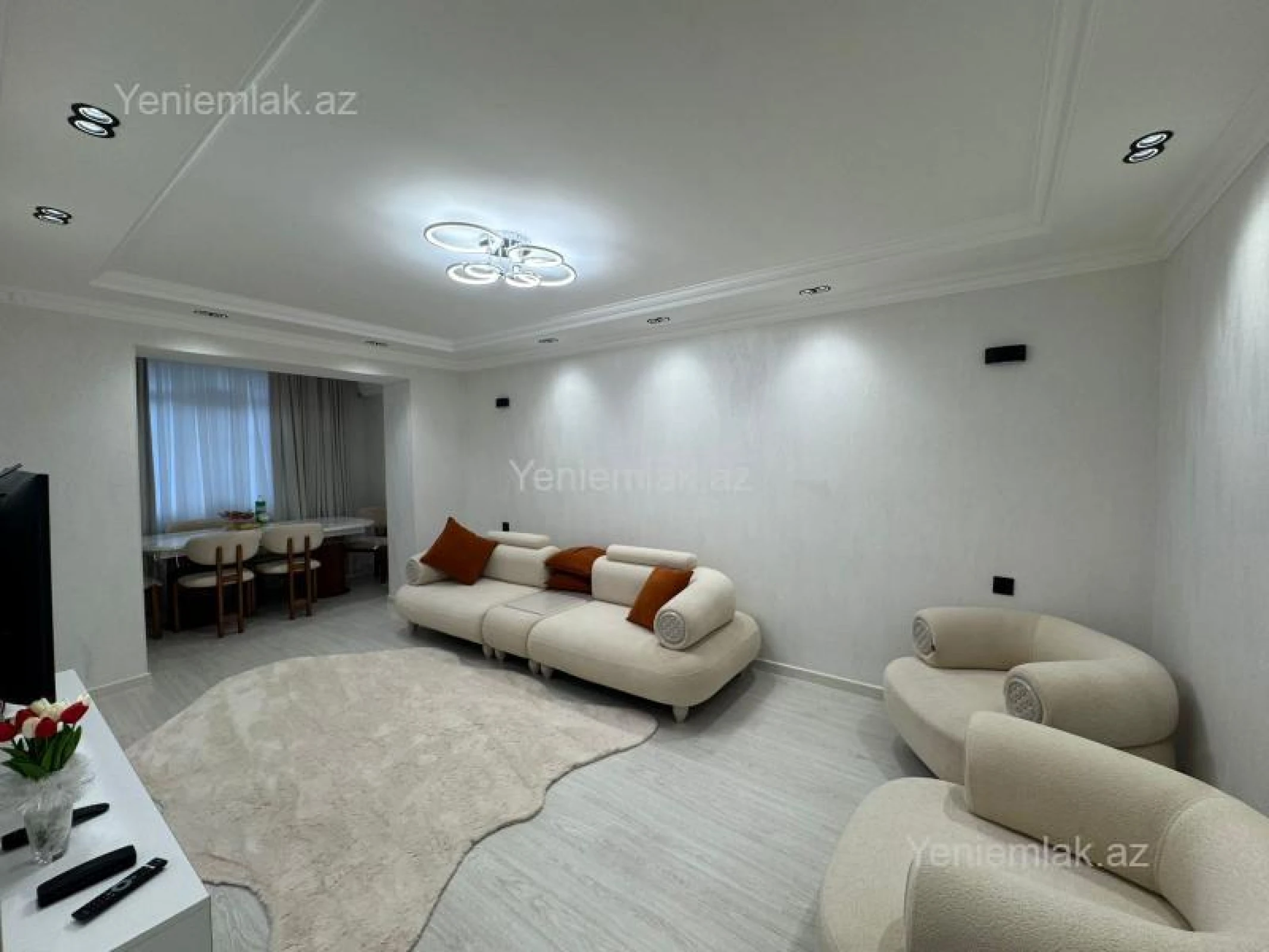 Satılır 3 otaqlı köhnə tikili 70 m²