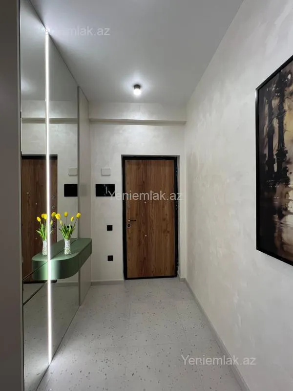 Satılır 3 otaqlı yeni tikili 70 m²