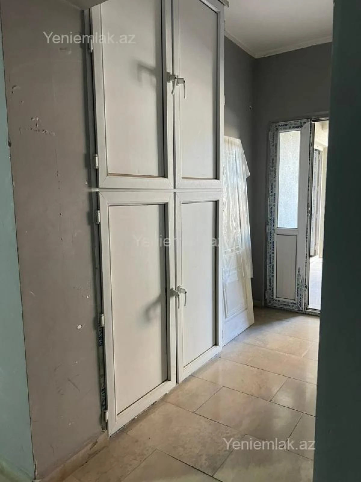 Satılır 4 otaqlı yeni tikili 145 m²