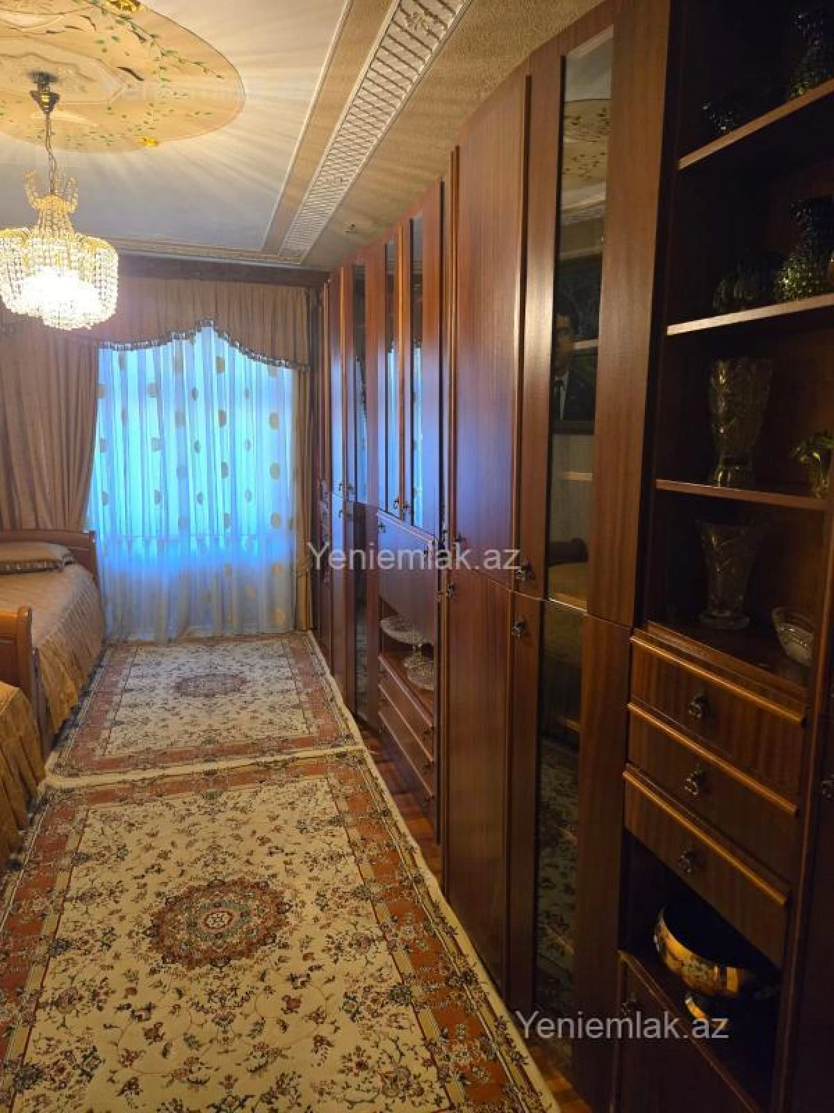 Satılır 5 otaqlı köhnə tikili 120 m²