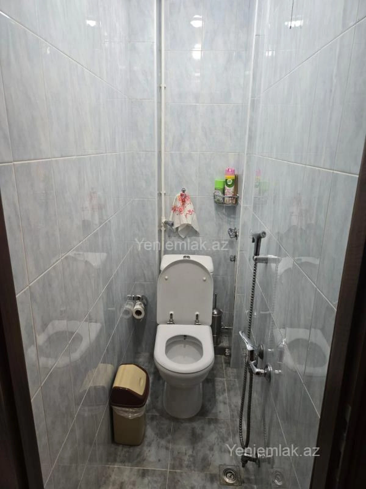 Satılır 5 otaqlı köhnə tikili 120 m²