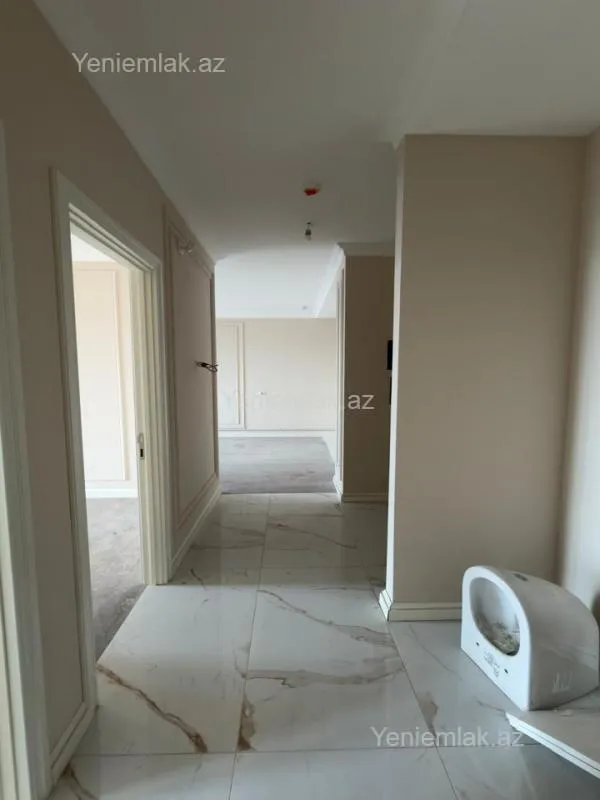 Satılır 3 otaqlı yeni tikili 72 m²