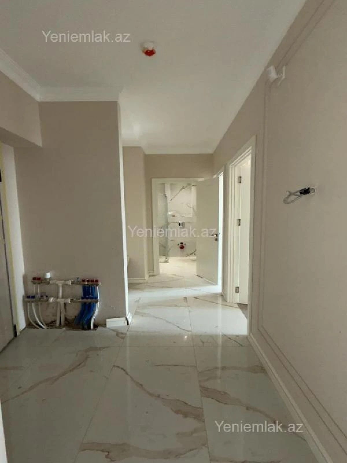 Satılır 3 otaqlı yeni tikili 72 m²