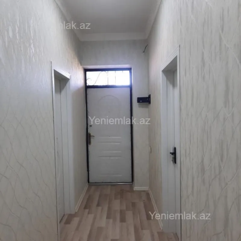 Satılır 4 otaqlı həyət evi 135 m²