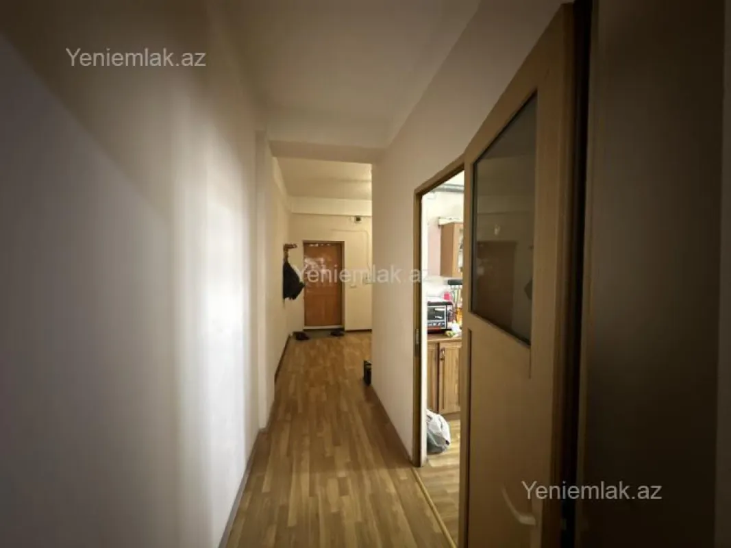 Satılır 2 otaqlı yeni tikili 72 m²