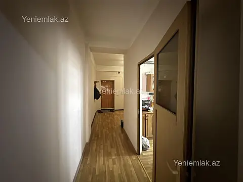 Satılır 2 otaqlı yeni tikili 72 m²