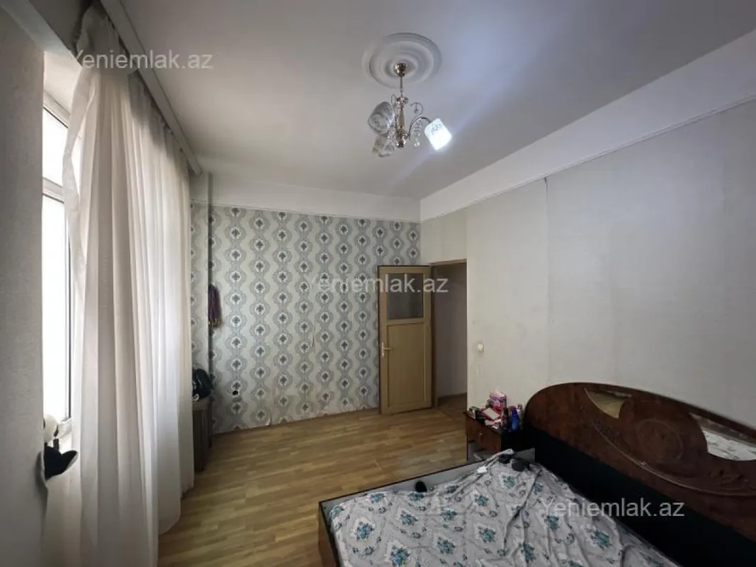 Satılır 2 otaqlı yeni tikili 72 m²