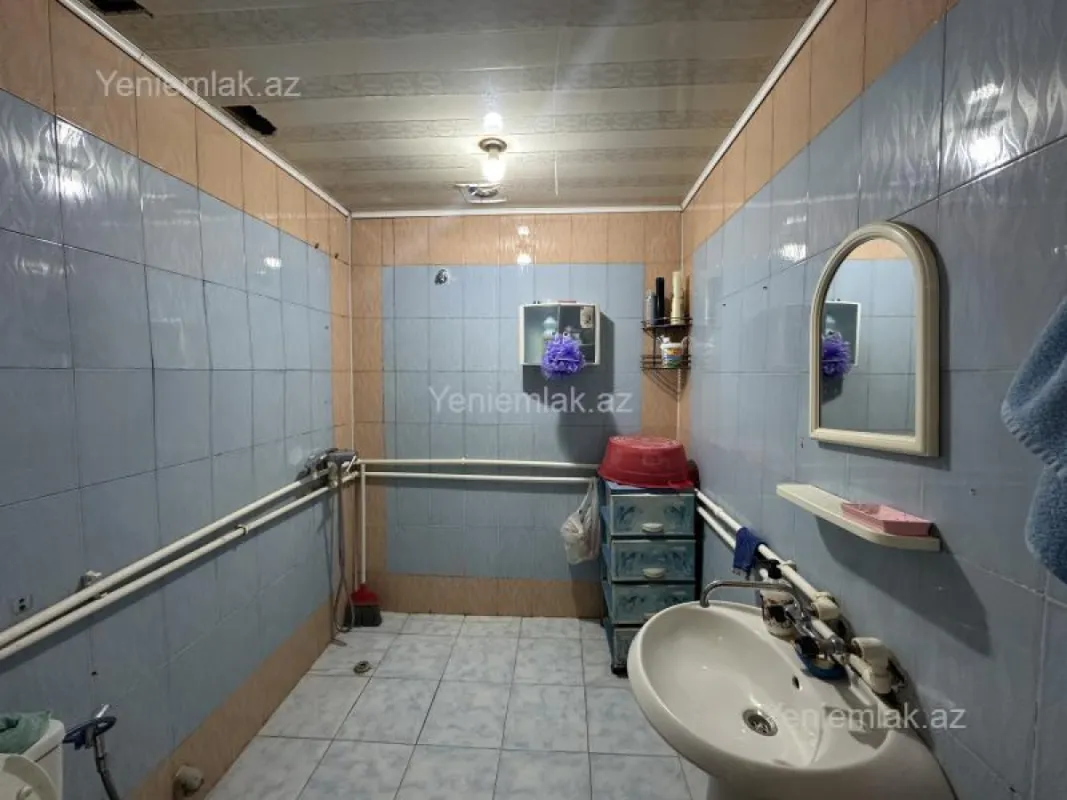 Satılır 2 otaqlı yeni tikili 72 m²