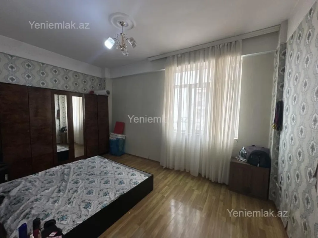 Satılır 2 otaqlı yeni tikili 72 m²