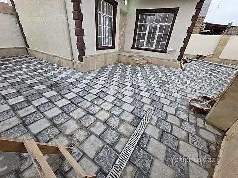 Satılır 5 otaqlı həyət evi 140 m²