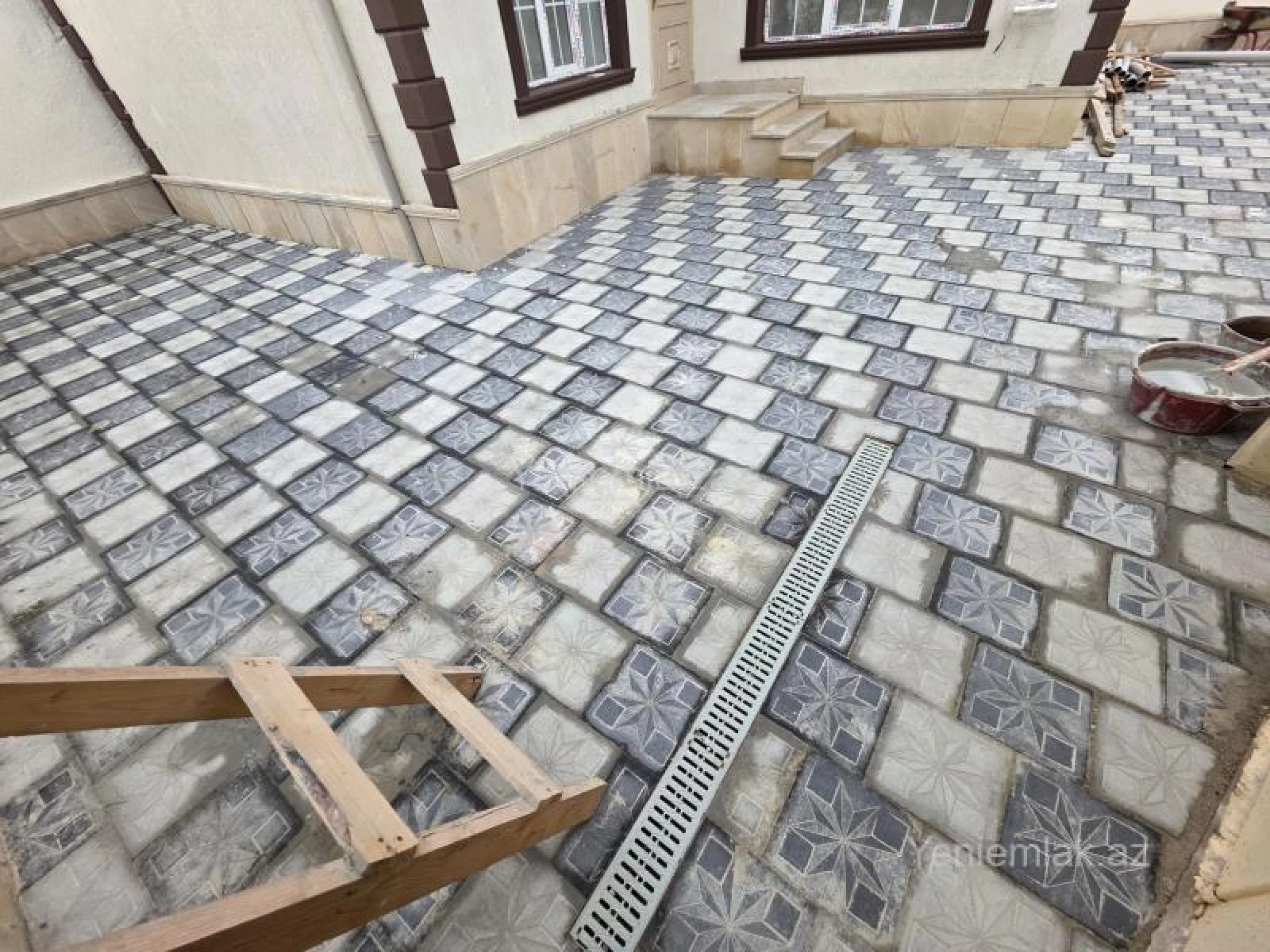 Satılır 5 otaqlı həyət evi 140 m²