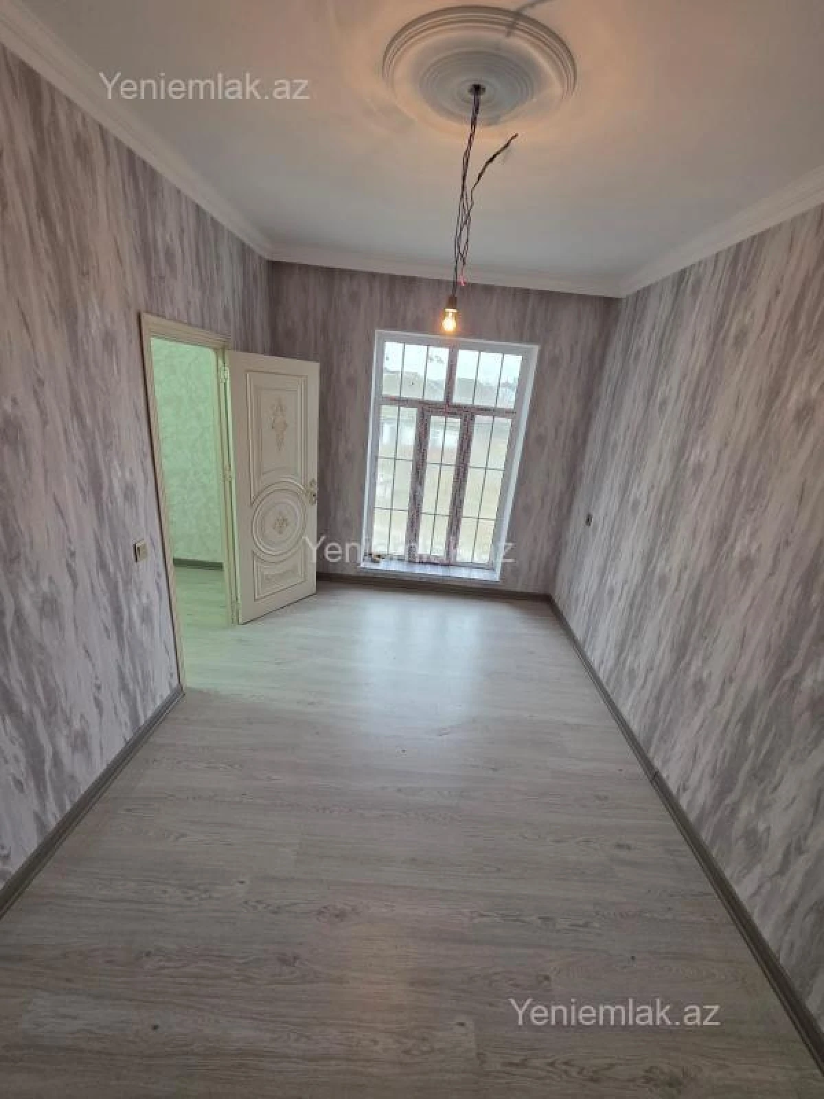 Satılır 5 otaqlı həyət evi 140 m²