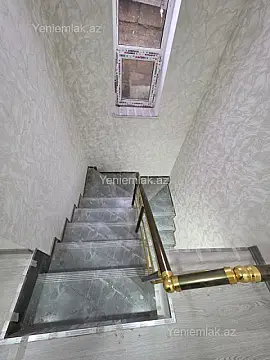 Satılır 5 otaqlı həyət evi 140 m²