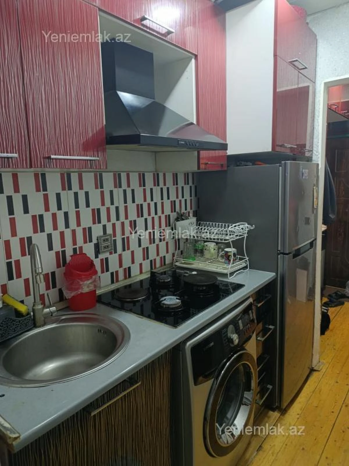 Satılır 2 otaqlı köhnə tikili 45 m²