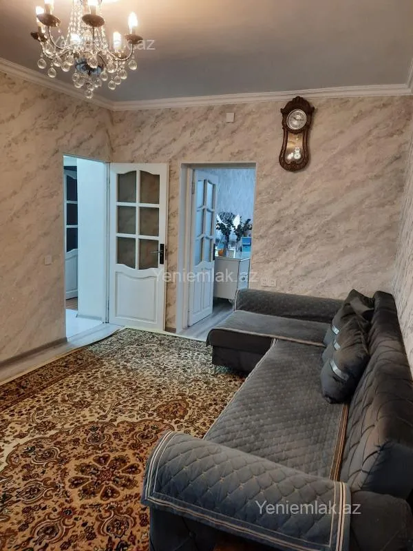 Satılır 3 otaqlı köhnə tikili 70 m²