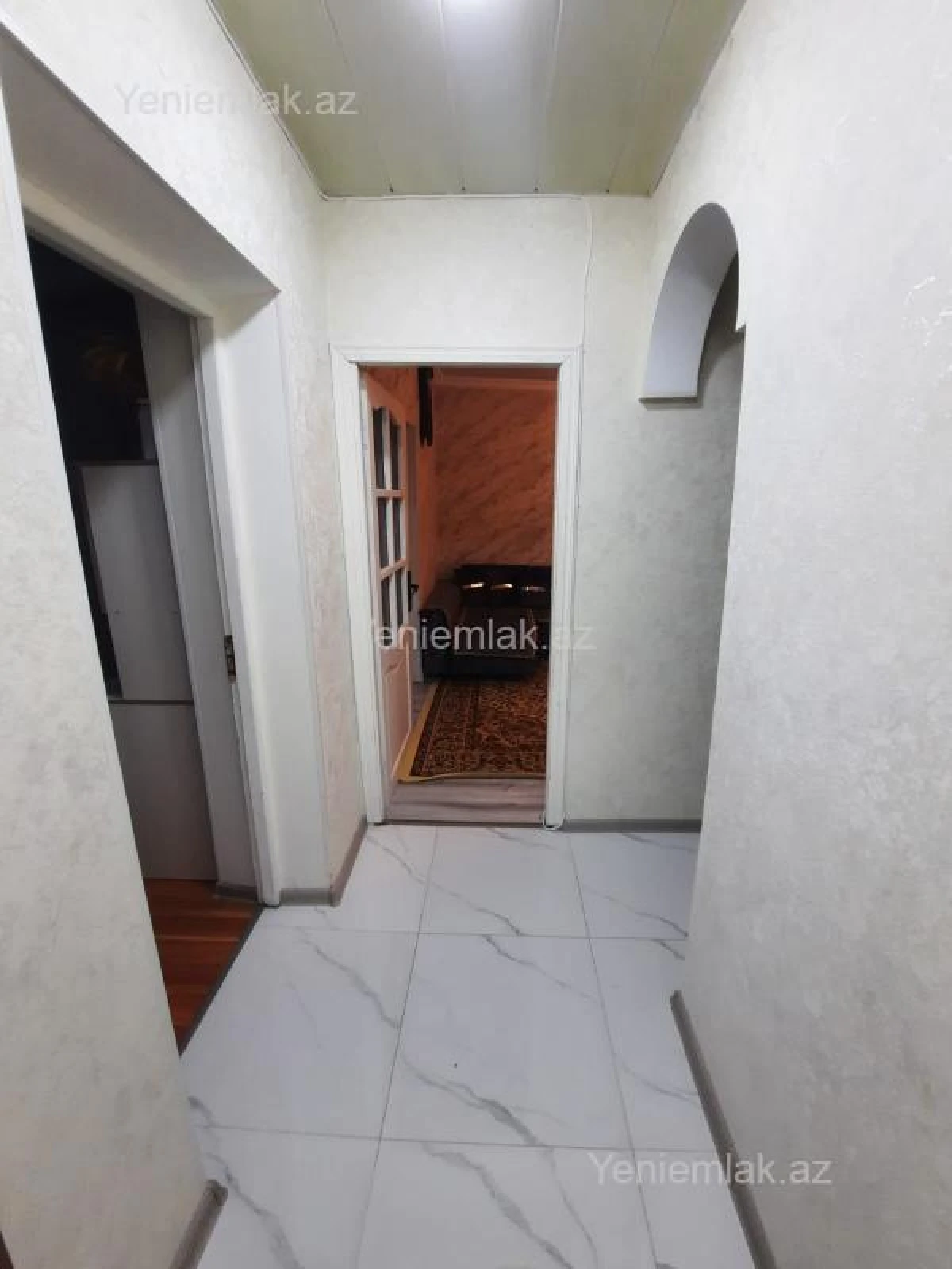 Satılır 3 otaqlı köhnə tikili 70 m²