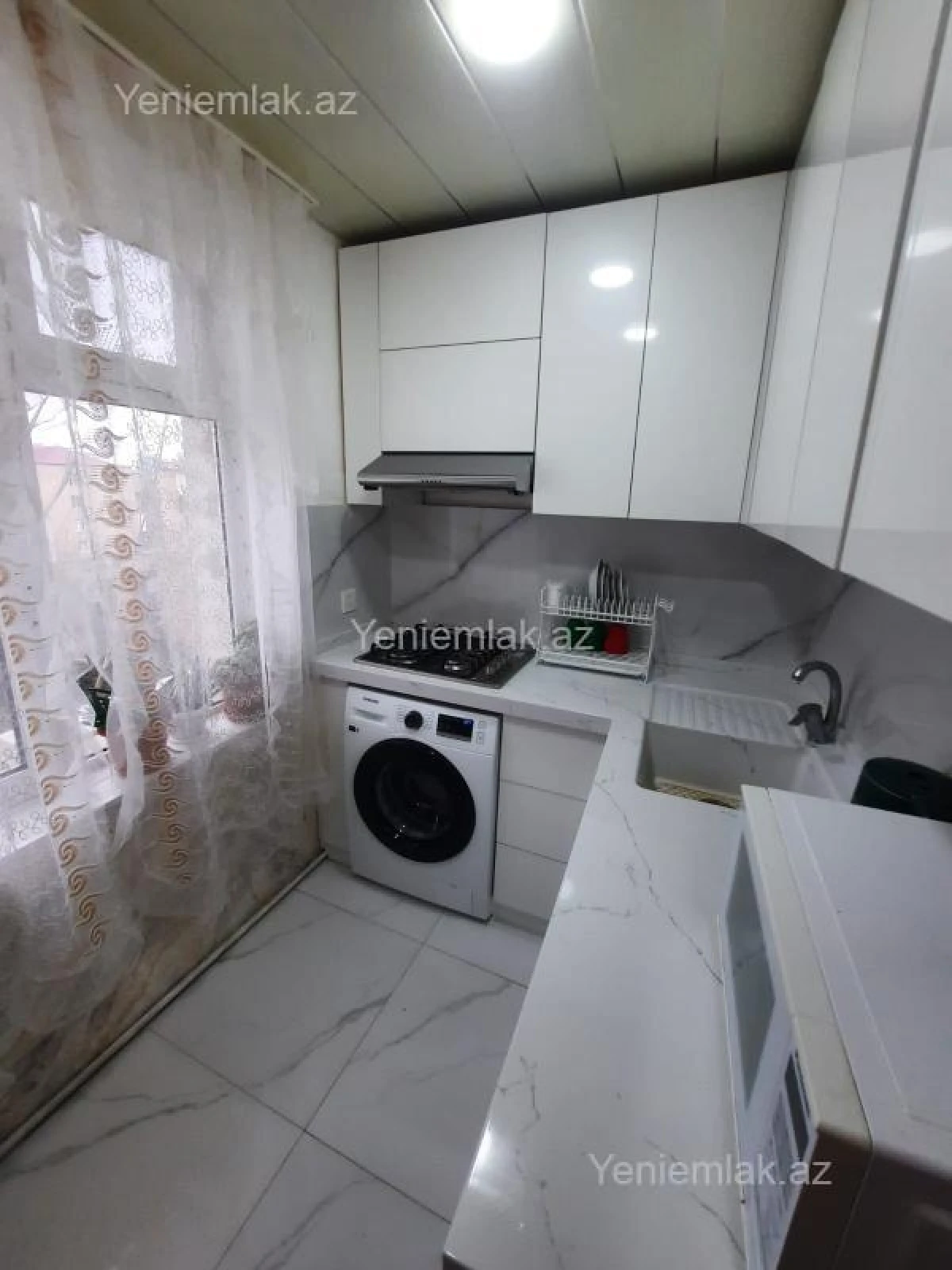 Satılır 3 otaqlı köhnə tikili 70 m²