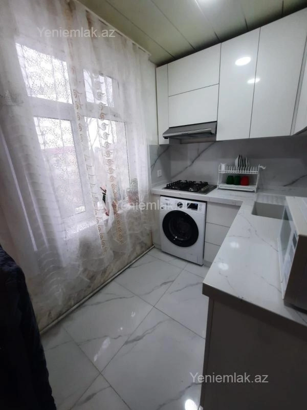Satılır 3 otaqlı köhnə tikili 70 m²