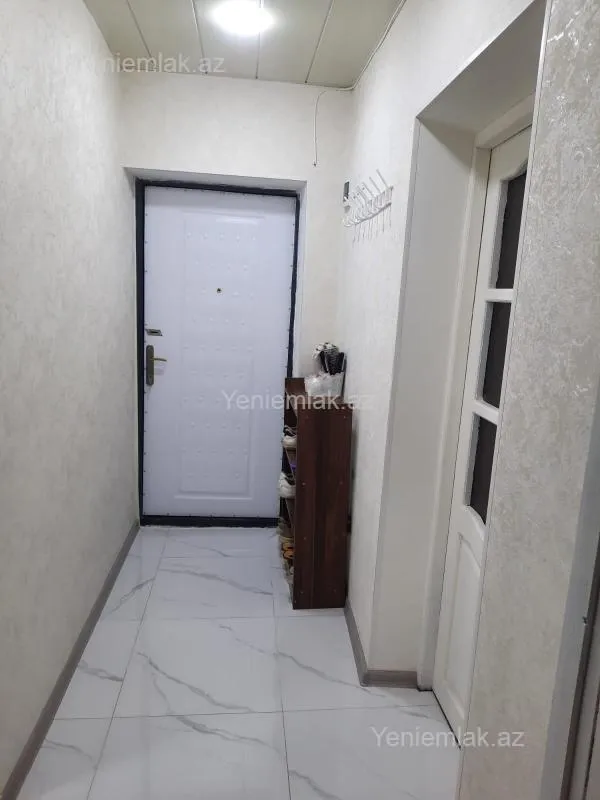Satılır 3 otaqlı köhnə tikili 70 m²